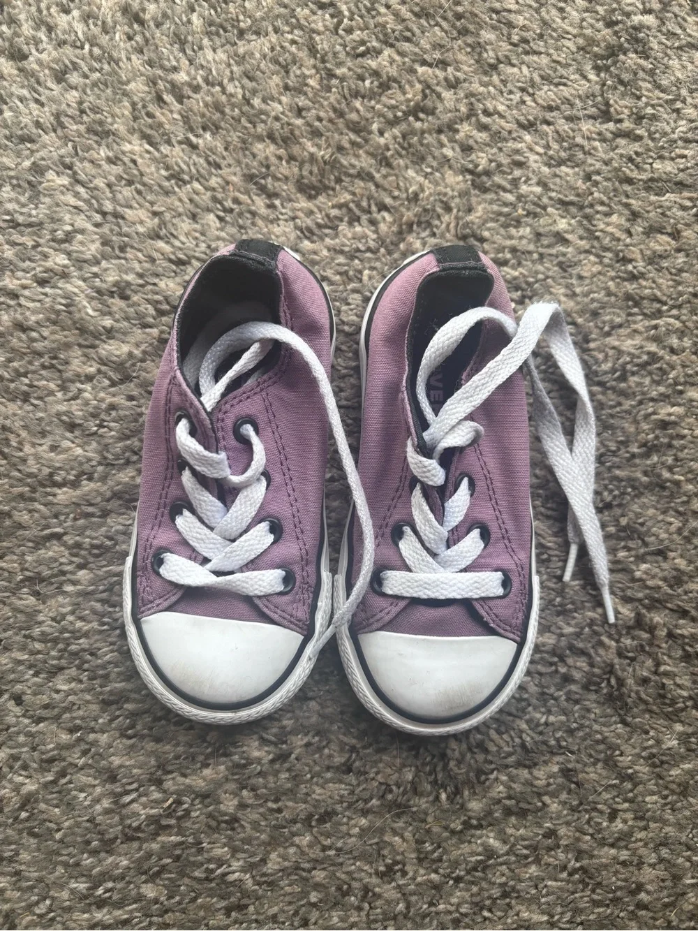 Converse Purple Lace up Shoes